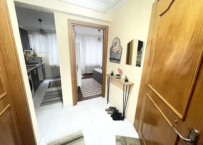 Apartment In Historic Uskudar